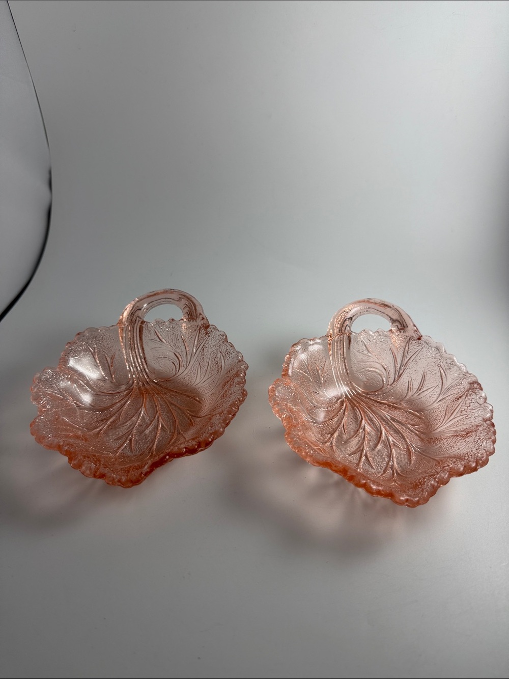 Pink Indiana Glass Pebble Leaf 5.25” - Set of 2
